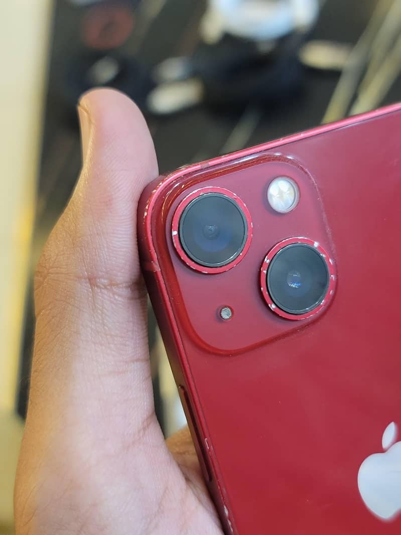 Apple iPhone 13 mini 0