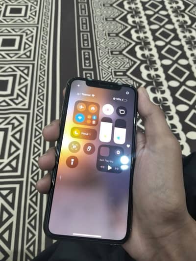 Apple iPhone XS