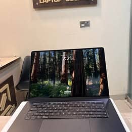 Apple MacBook Air M4 2025 15-inch 16GB RAM 256GB SSD Midnight