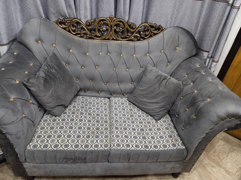 sofas table and deewan 3