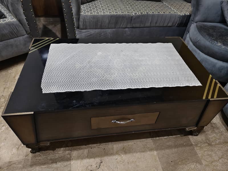 sofas table and deewan 4