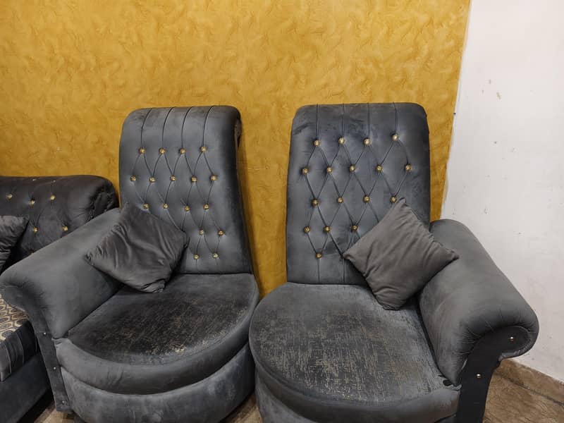 sofas table and deewan 5