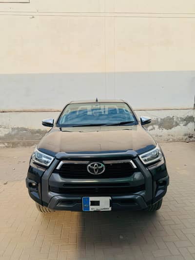 Toyota Hilux Revo 2022(Parking Sensors)