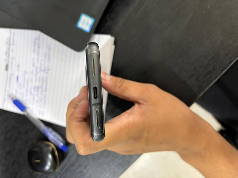 Google Pixel 8 2