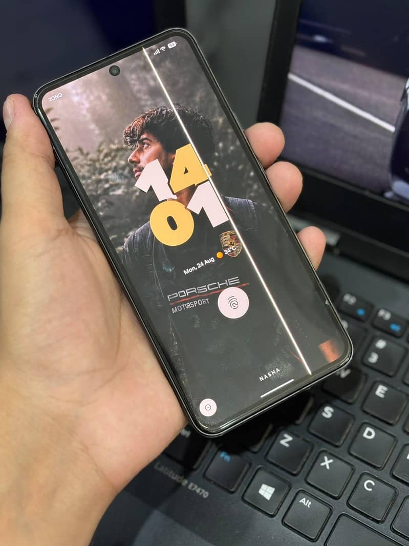 Google Pixel 8 3