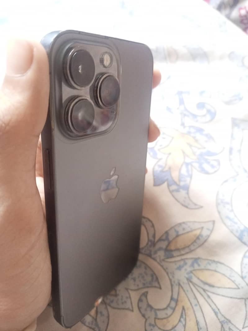 Apple iPhone 13 Pro 4