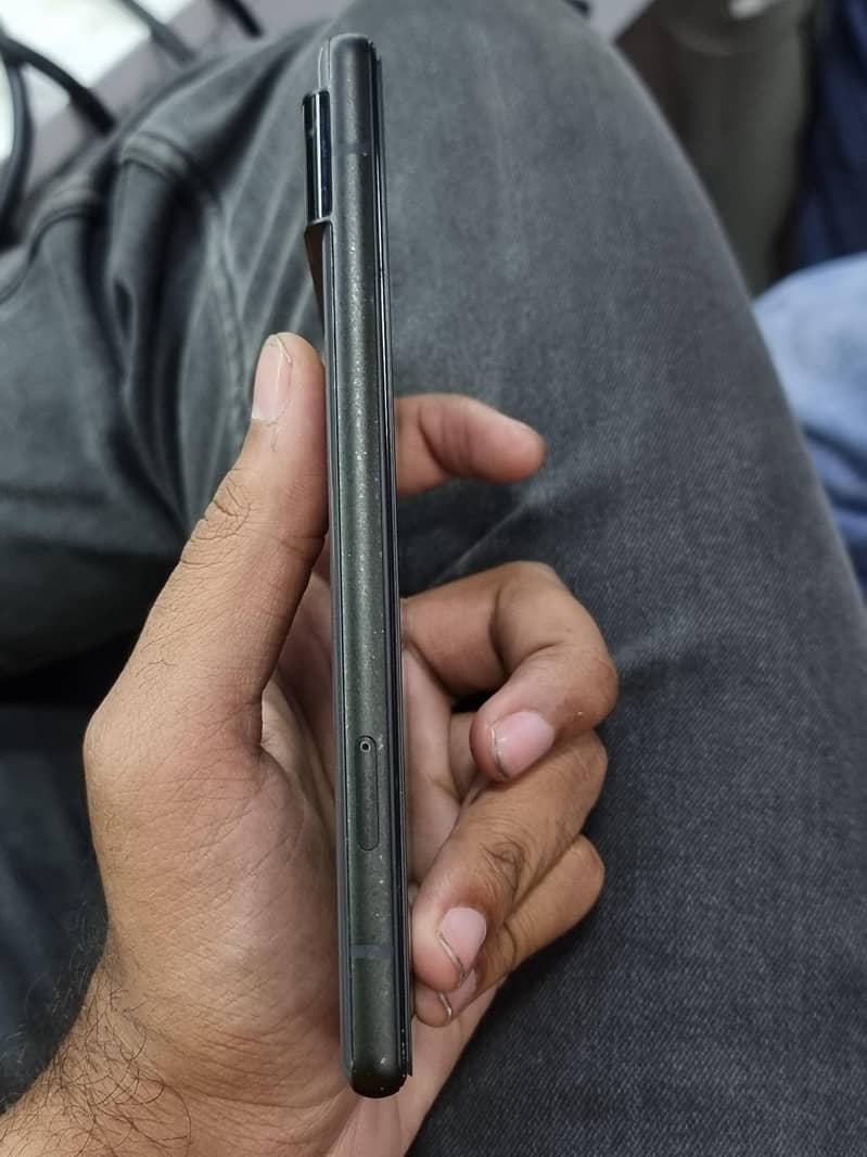 Google Pixel 6 5