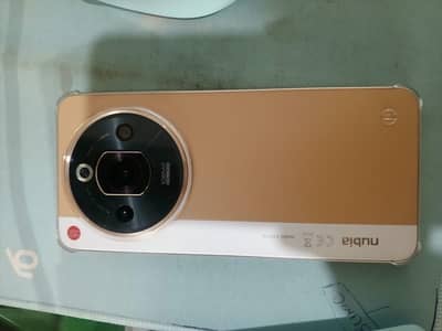 Zte nubia Focus Pro 5g , only 5 Day used ( just check not used )