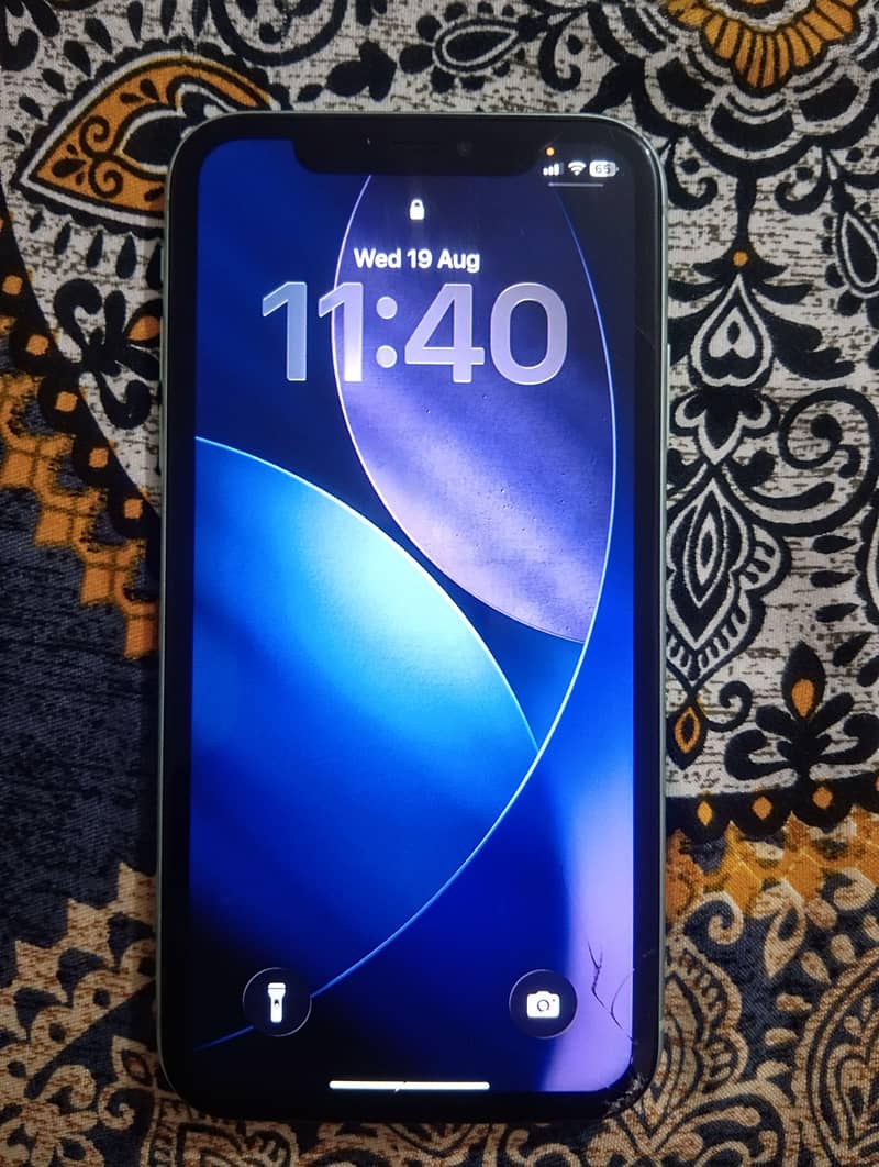 Apple iPhone 11 0