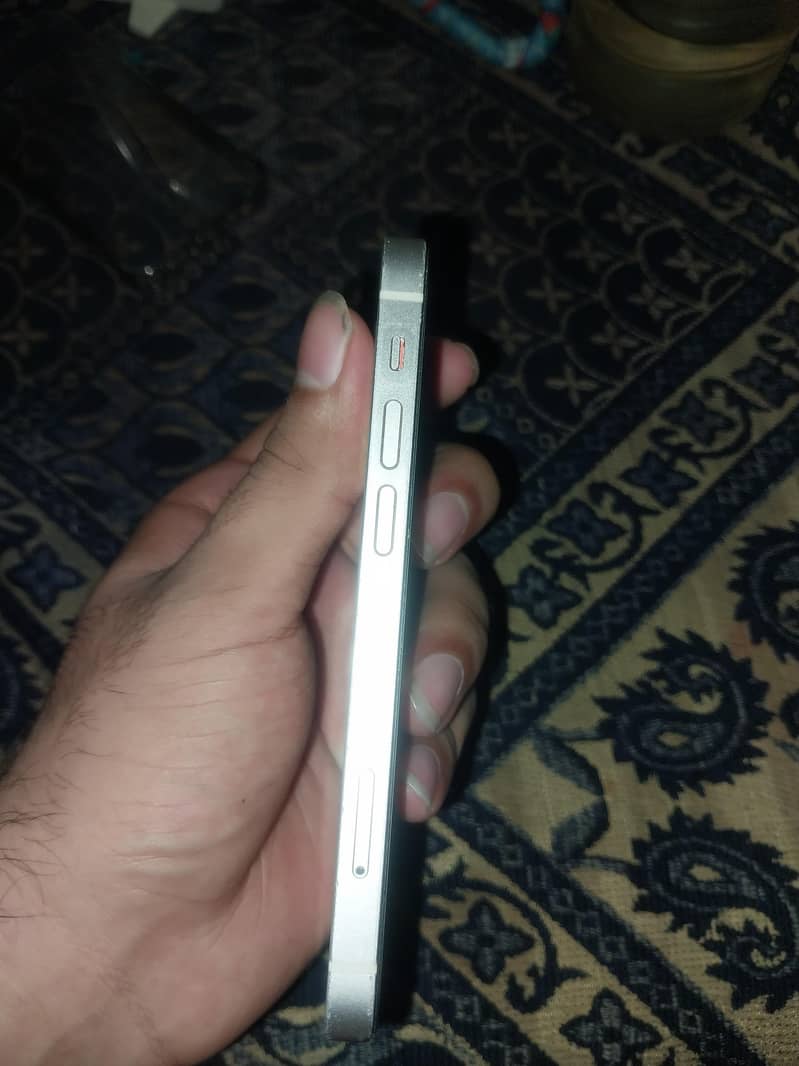 Apple iPhone 12 mini 2