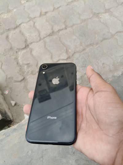 Apple iPhone XR