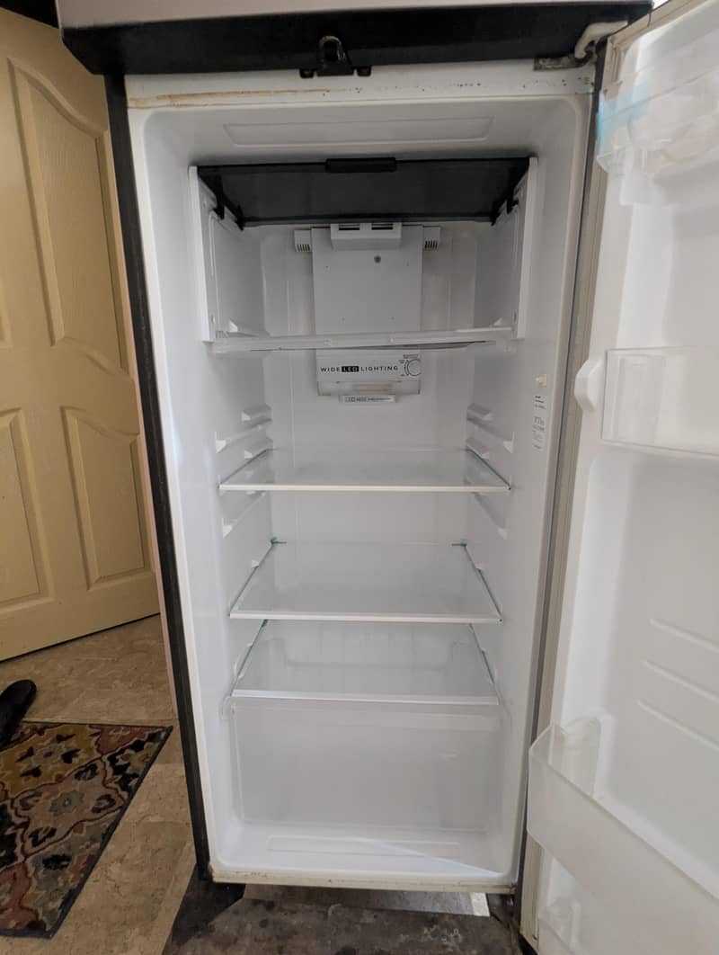 Sharp Refrigerator 5