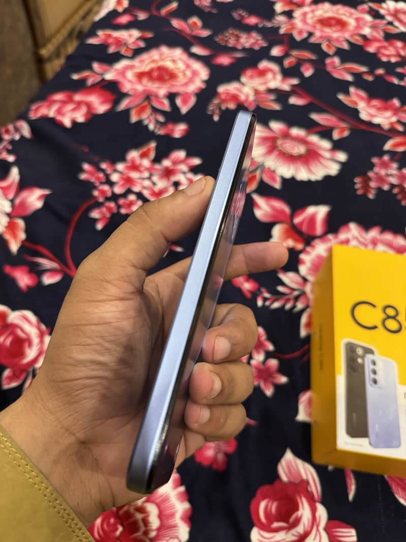 Realme c85 8