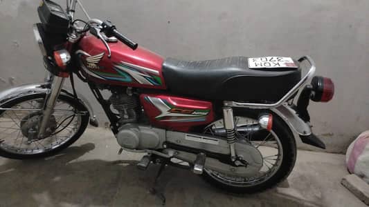 Honda 125cc for sale contact 0320/49/68/436