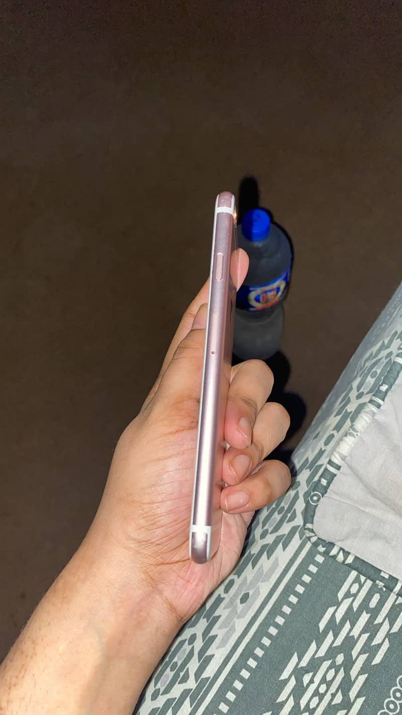 Apple iPhone 6S 3