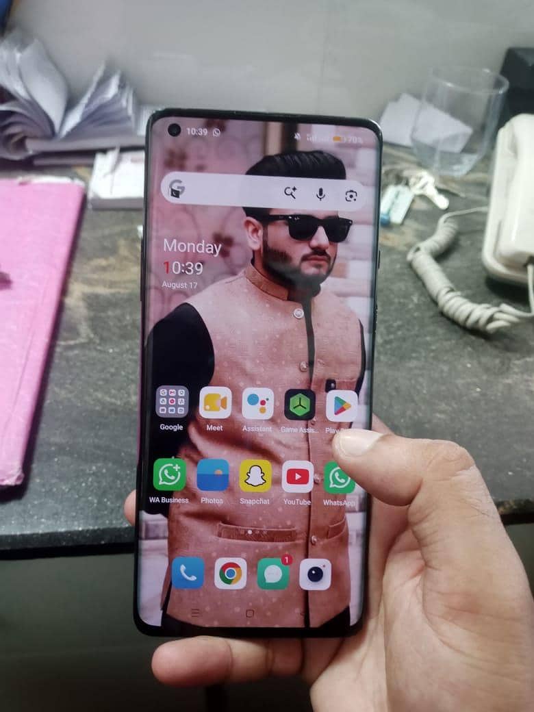 One Plus 8 Pro 6