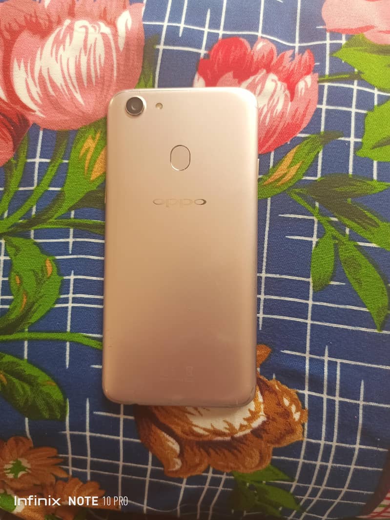 OPPO F5 0