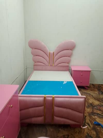 Baby girl bed