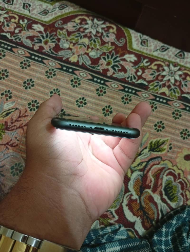 Apple iPhone 11 2