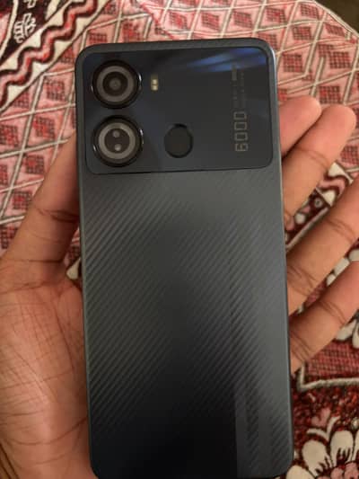 Itel P40