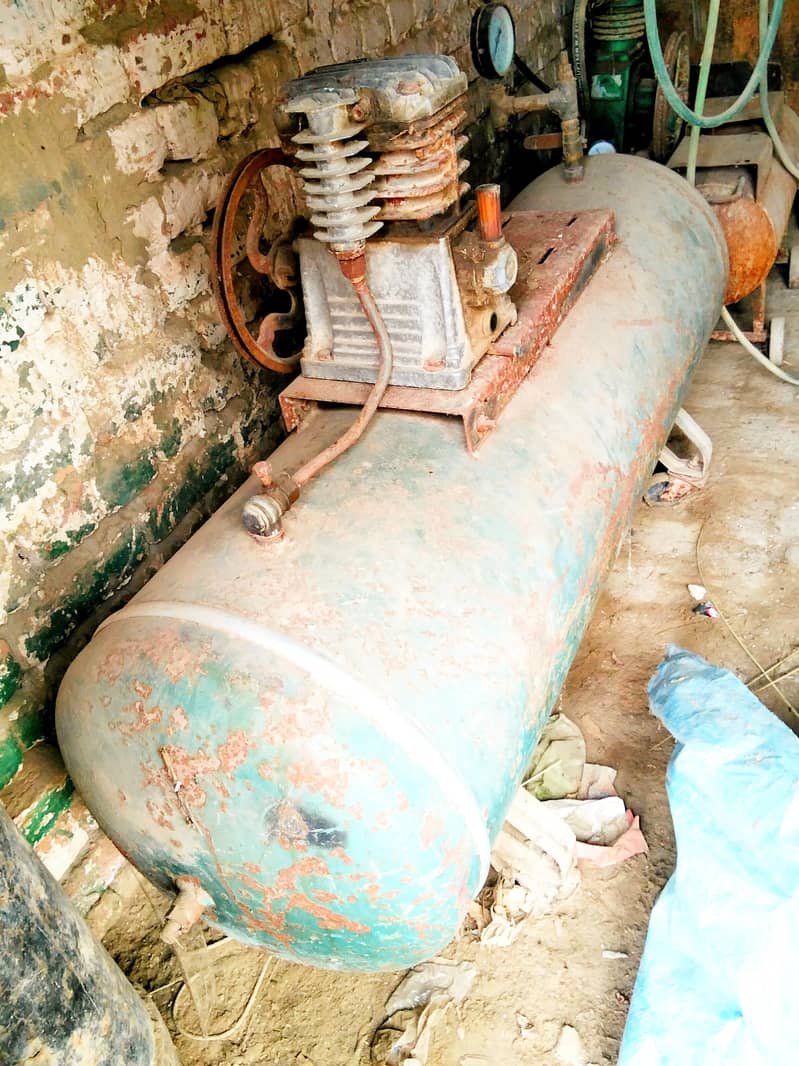 second hand air compressor 3