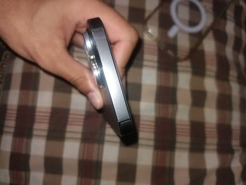 Apple iPhone 13 Pro 6