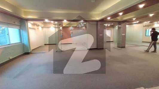 In Blue Area 3000 Square Feet Office For Rent