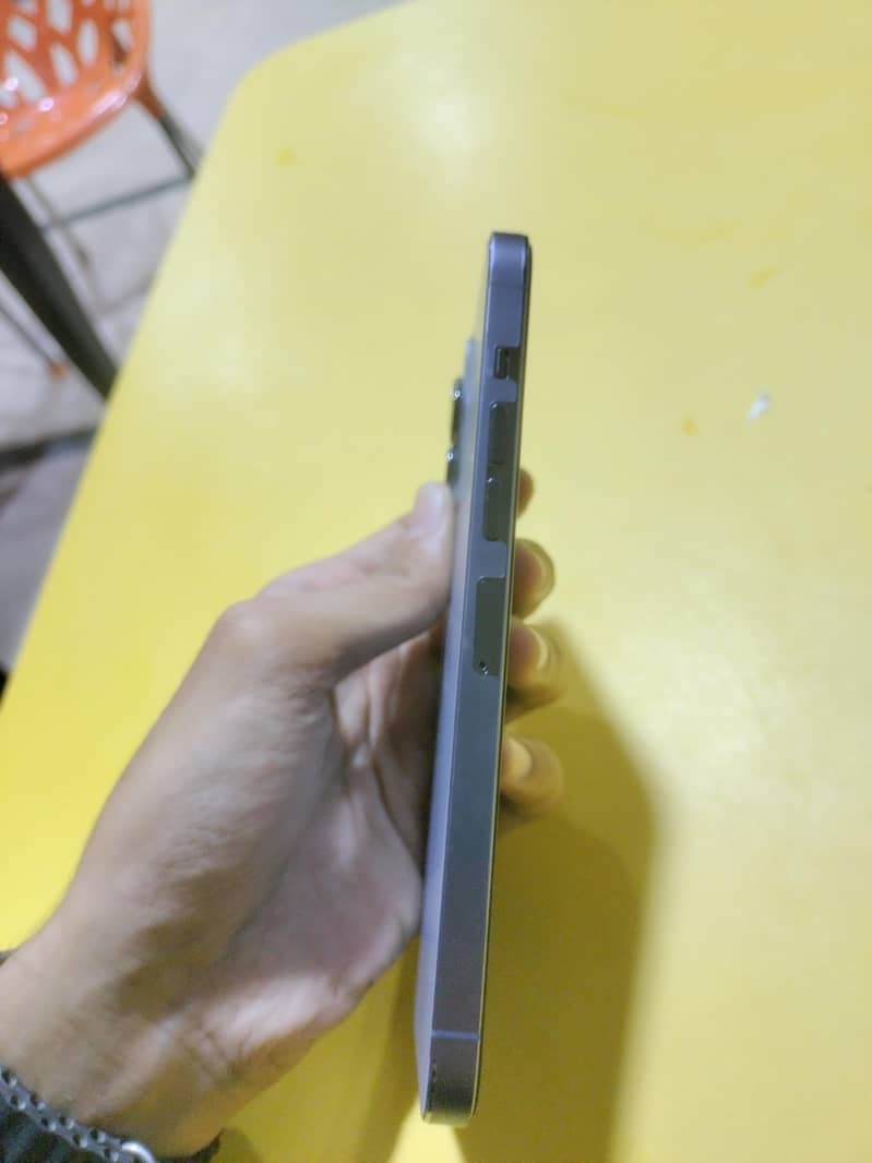 Apple iPhone 13 Pro Max 7