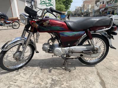 Engine wise full ok ha bike new tyres 2nd owner