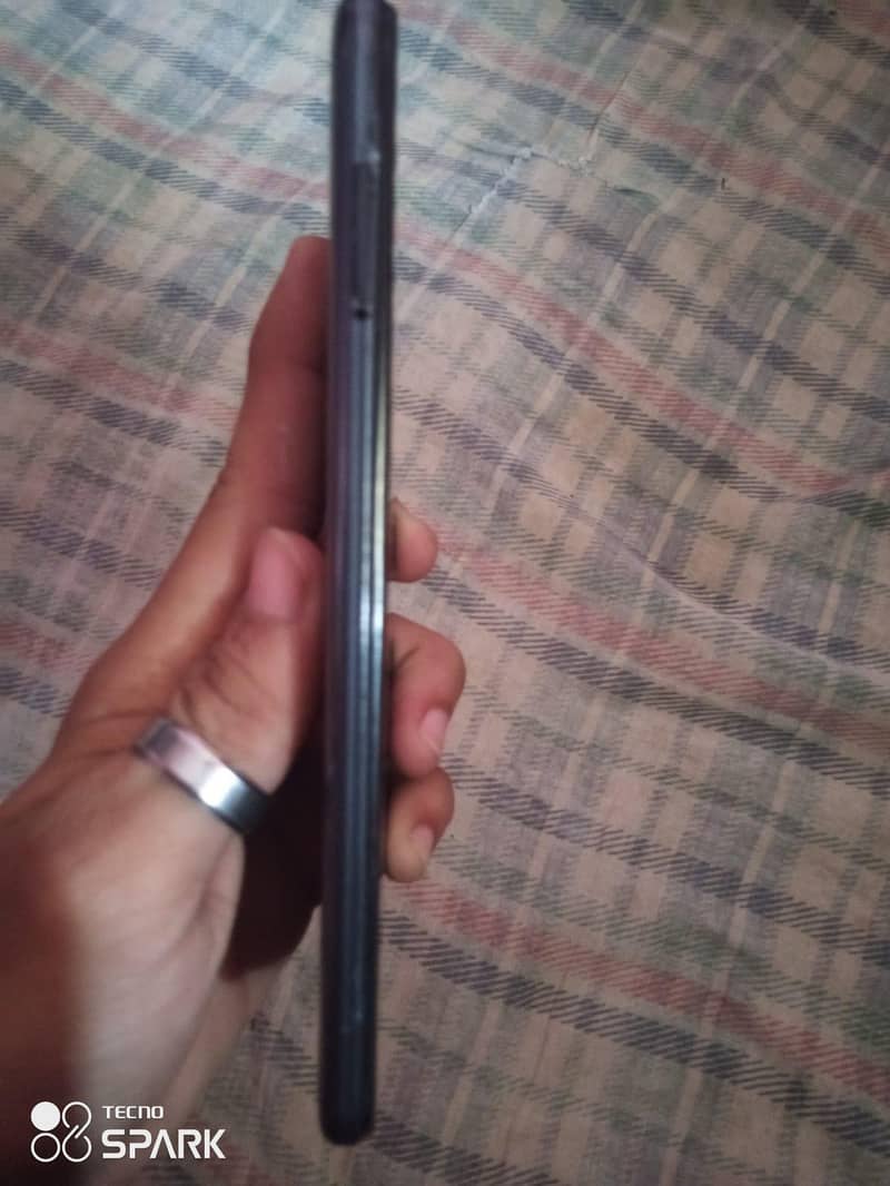 Tecno Spark 10C 8