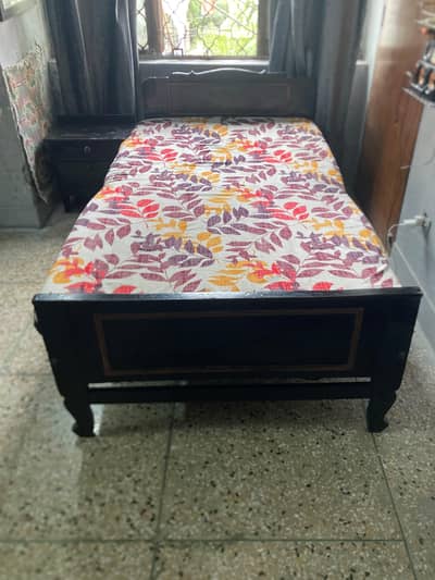 Single bed with mattress+side table