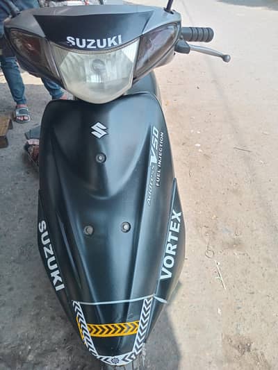 Brand Suzuki , Model 2022 ,Color black , Condition 8 by 10 v50 petrol