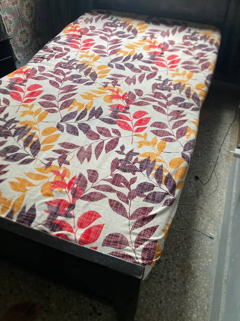 Single bed with mattress+side table 7