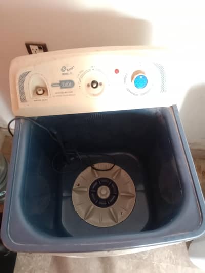 Asia washing machine urgent sale