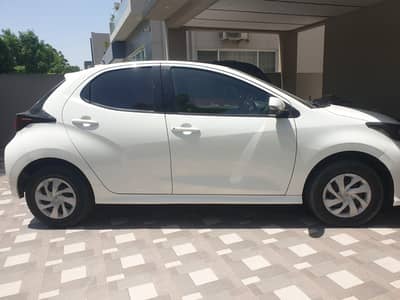 Toyota Yaris 2020 hybrid  hatchback