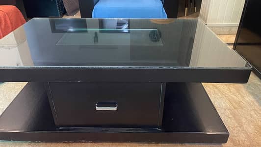 Modern Coffee Table with Glass Top & 2 Drawers – Excellent Condition