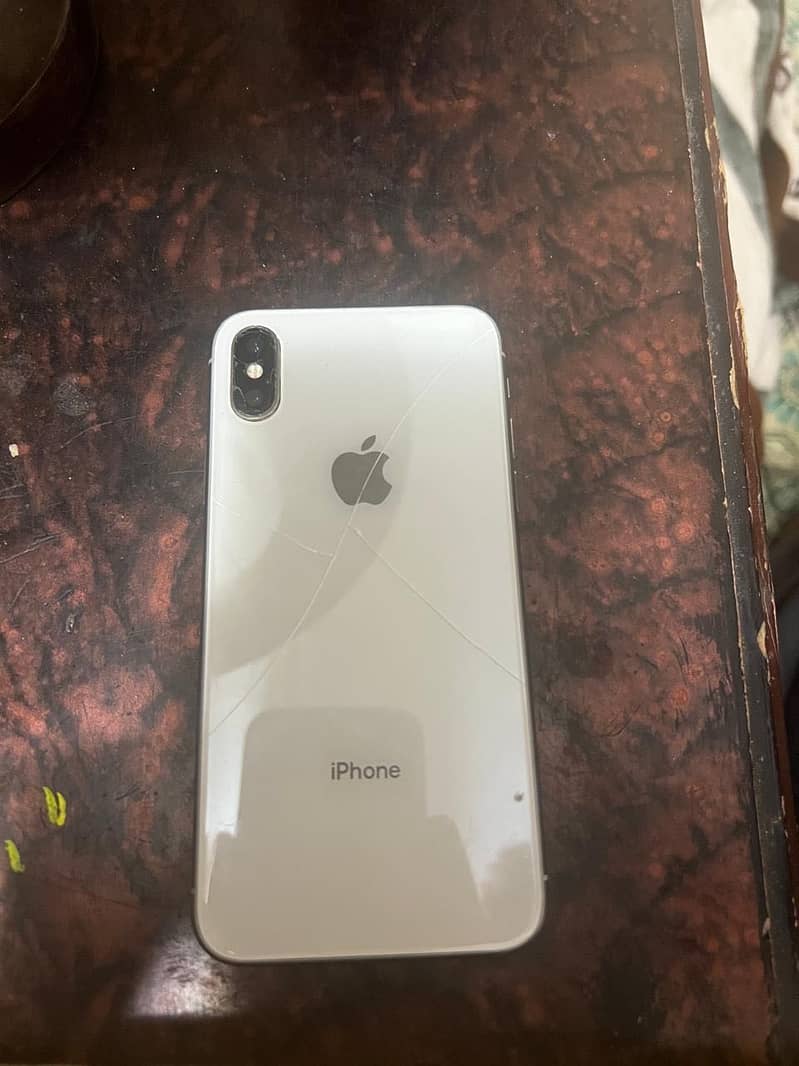 Apple iPhone X 4
