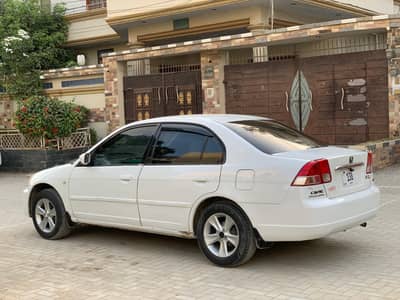 Honda Civic EXi 2004