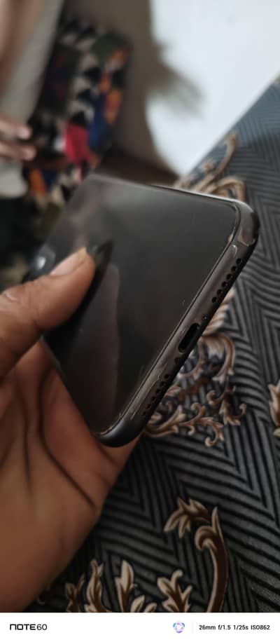 Apple iPhone 11 64GB exchange possible woth google pixal
