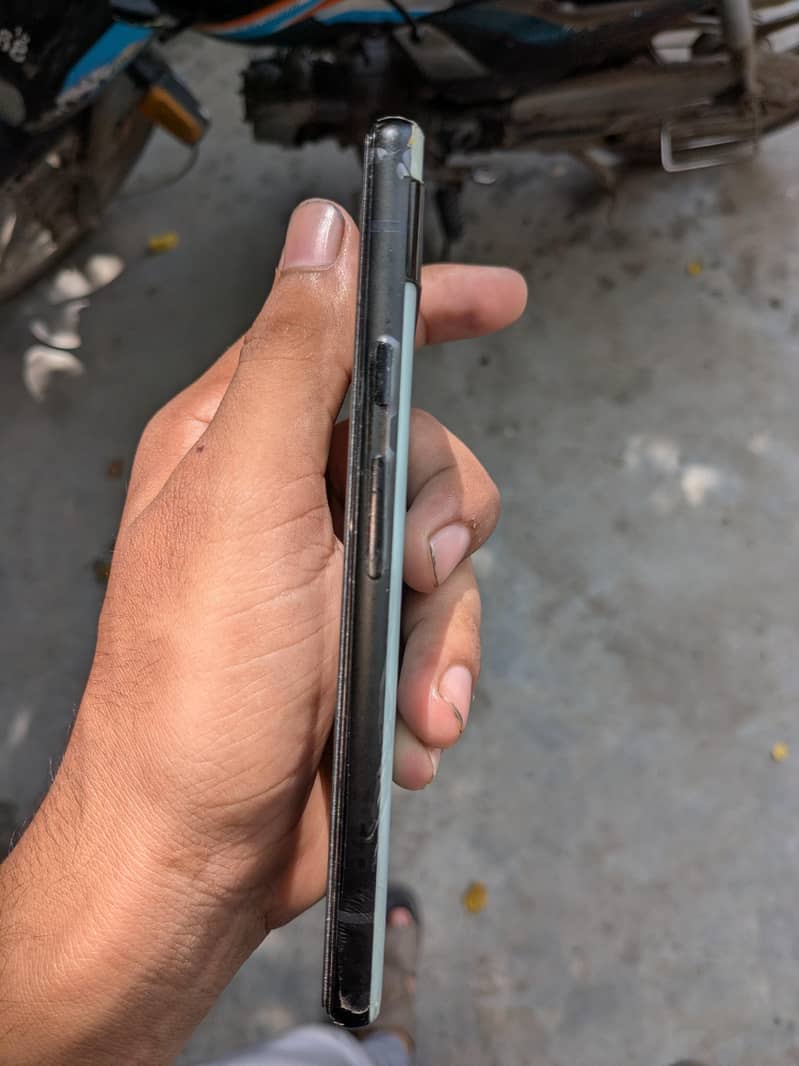 Google Pixel 6a 1