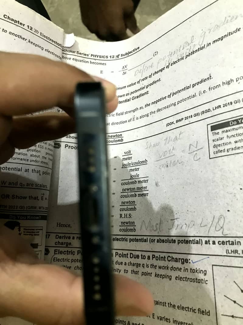 Apple iPhone 12 2