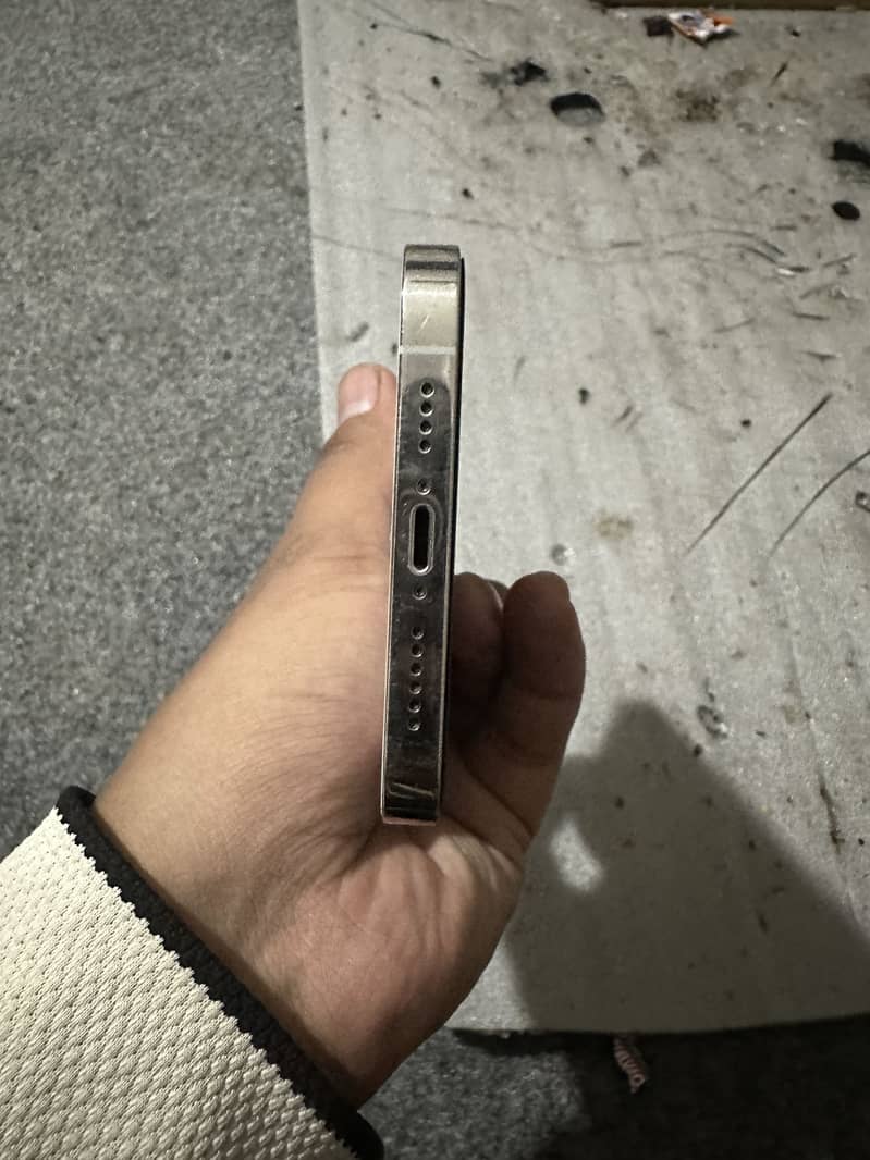 Apple iPhone 12 Pro Max 5