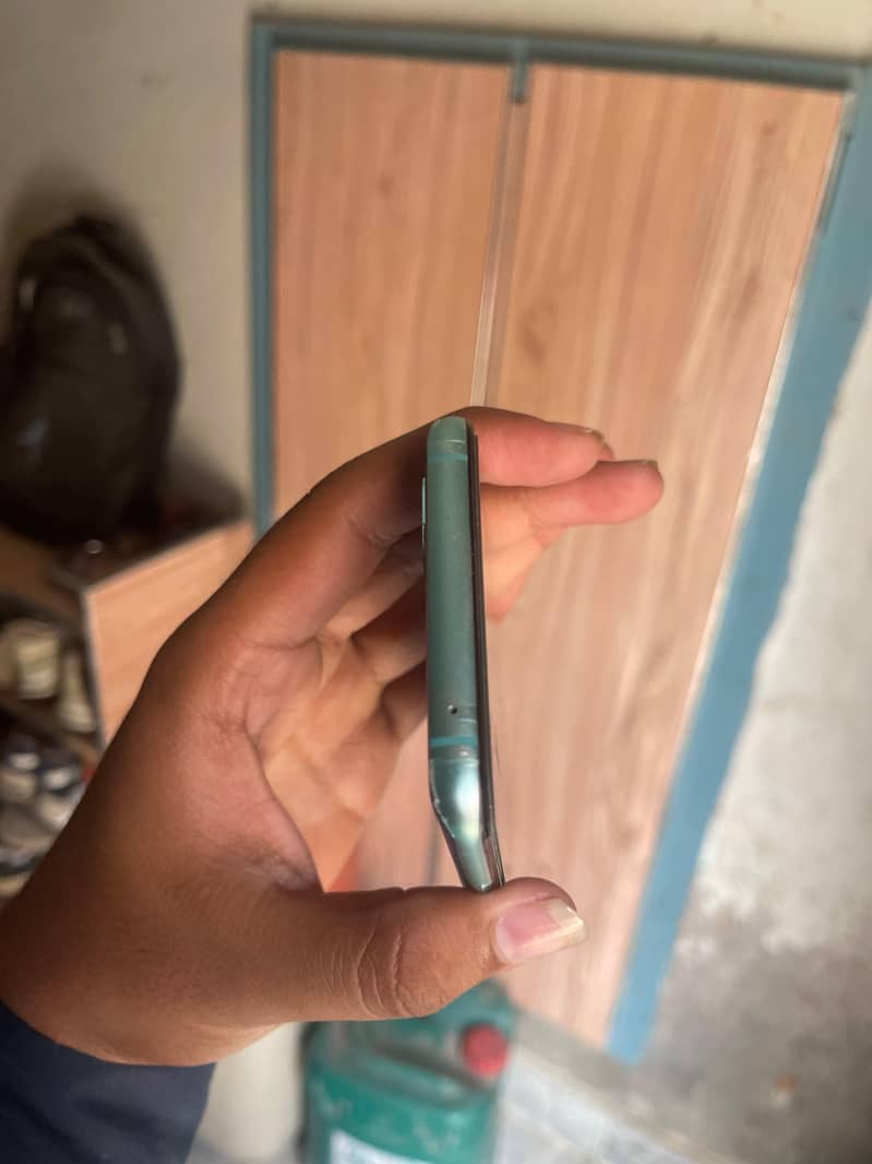 One Plus 8T 4