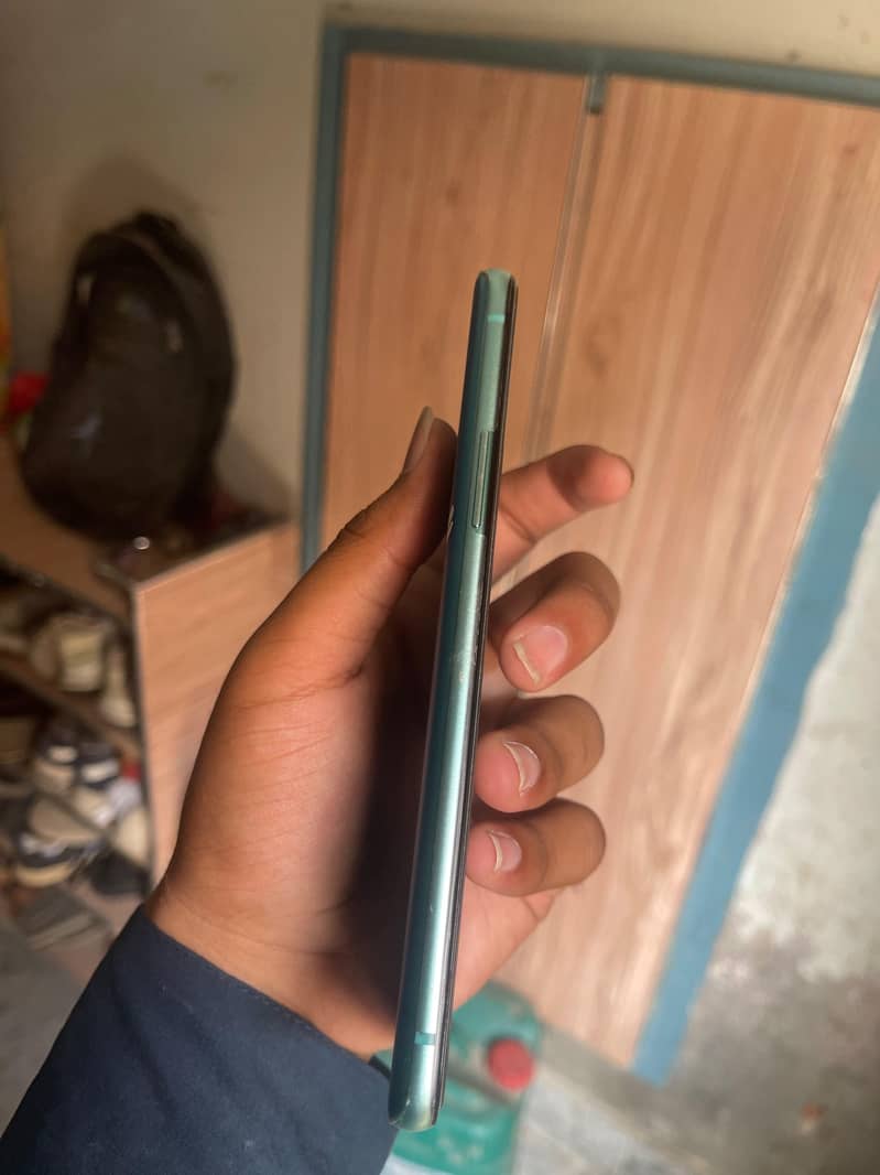 One Plus 8T 6