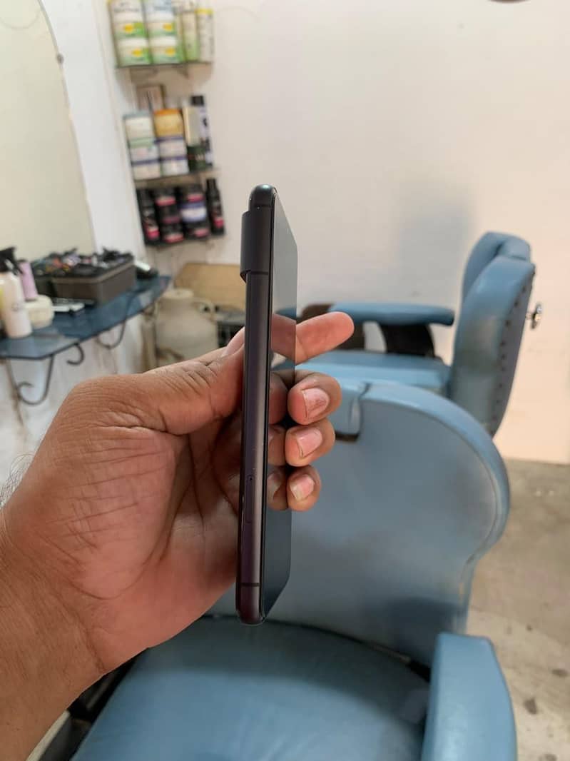 Google Pixel 8 6