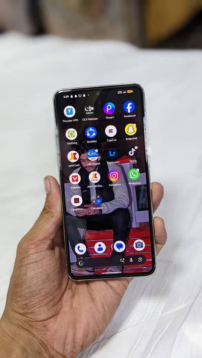 google pixel 8 pro