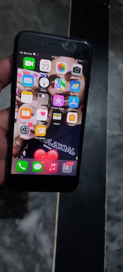 Apple iPhone 7 2GB 32GB Rom for sale