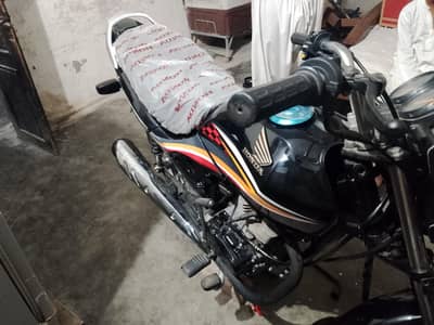 CG125dREAM 2016 MODEL
