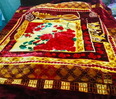 Soft Double Bed Blanket (Good Condition)