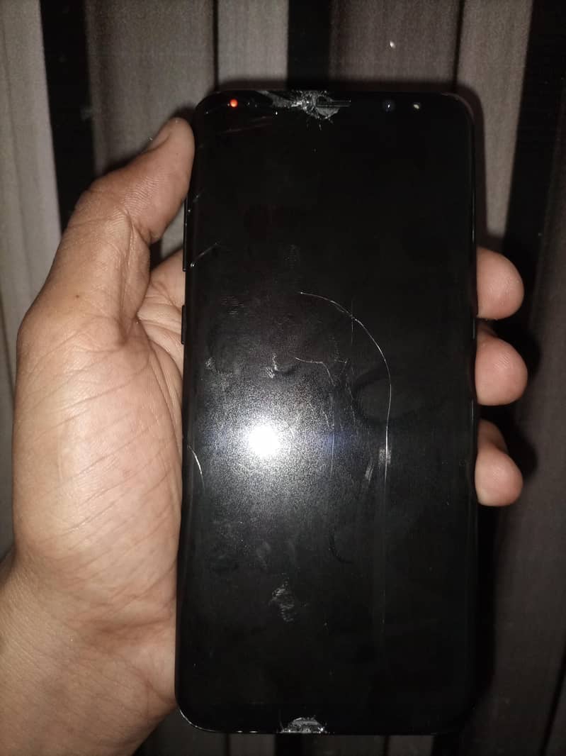 Samsung Mobile S8 Plus 2